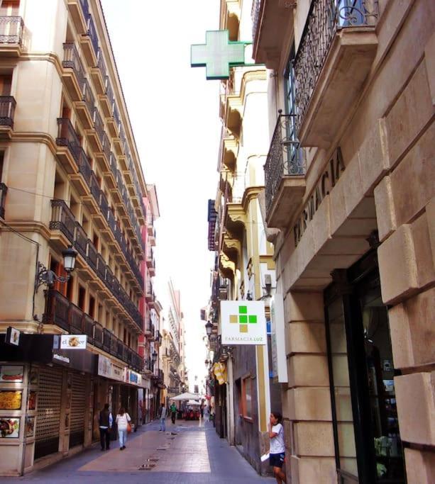 Beautiful Apartment In Calle Mayor Alicante Esterno foto